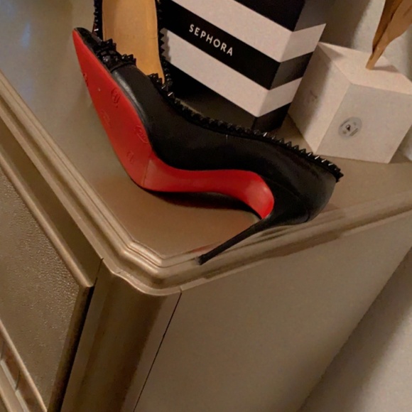Christian Louboutin Spike Studs Patent - Picture 5 of 5
